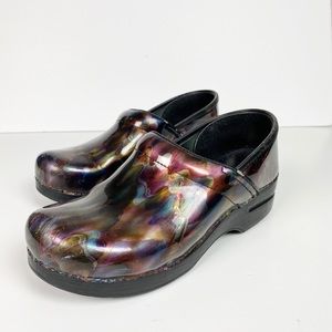 dansko watercolor patent